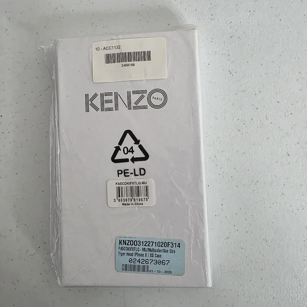 Kenzo nwt iphone